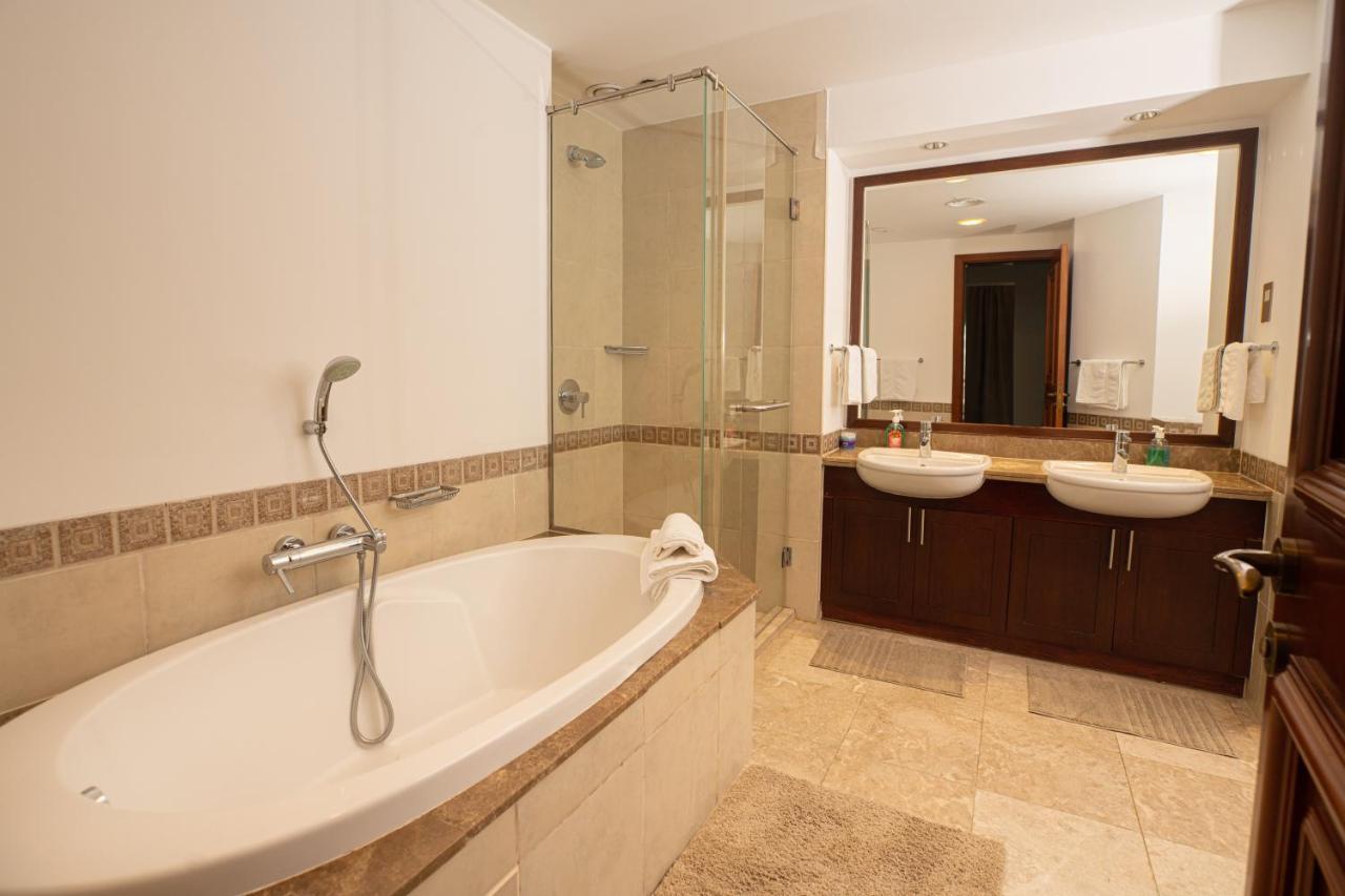 Apartamento Gorgeous 2Br In Fairmont Dubái Exterior foto