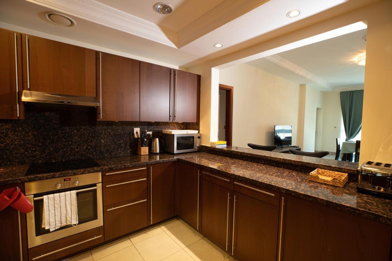 Apartamento Gorgeous 2Br In Fairmont Dubái Exterior foto